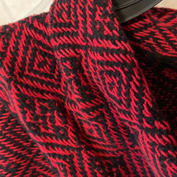 Macy’s Cowl neck red and black patterned sweater medium - Picture 3 of 6